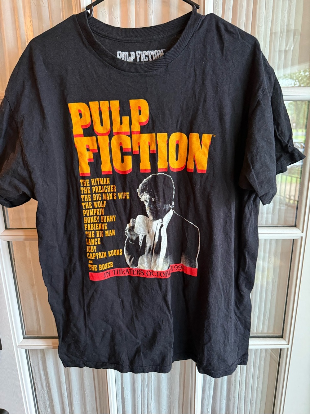Pulp Fiction Men's Large Black Graphic Tee Movie Poster Print Vintage Style